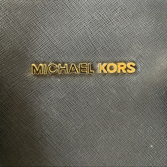 Michael Kors Tote Bag - Picture 7 of 8